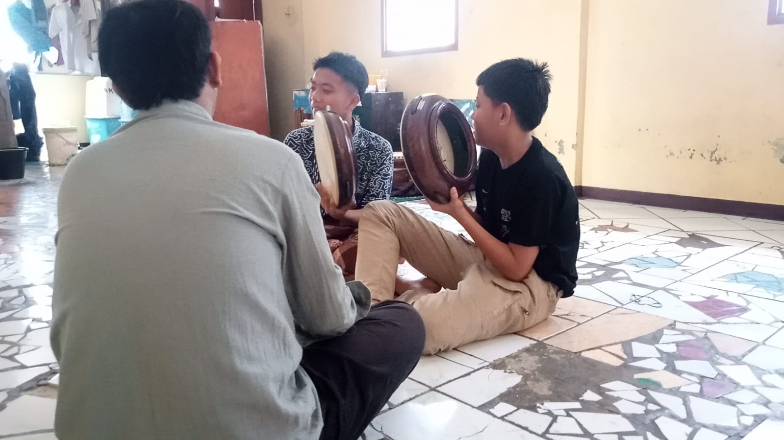 Latihan Hadroh